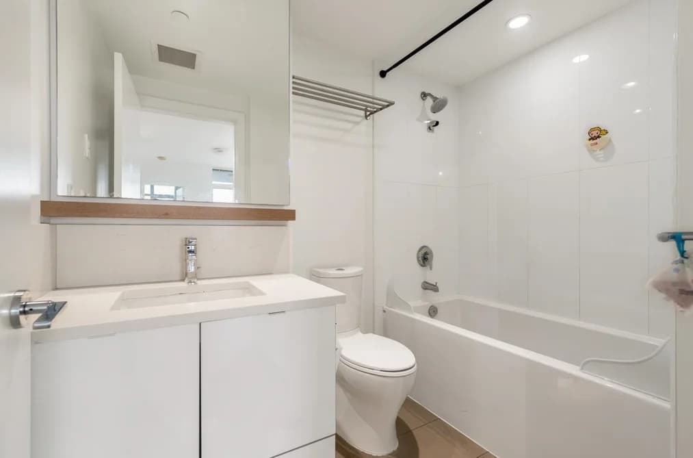 907 200 NELSON'S CRESCENT, New Westminster, BC — Residential for Sale - Photo 2