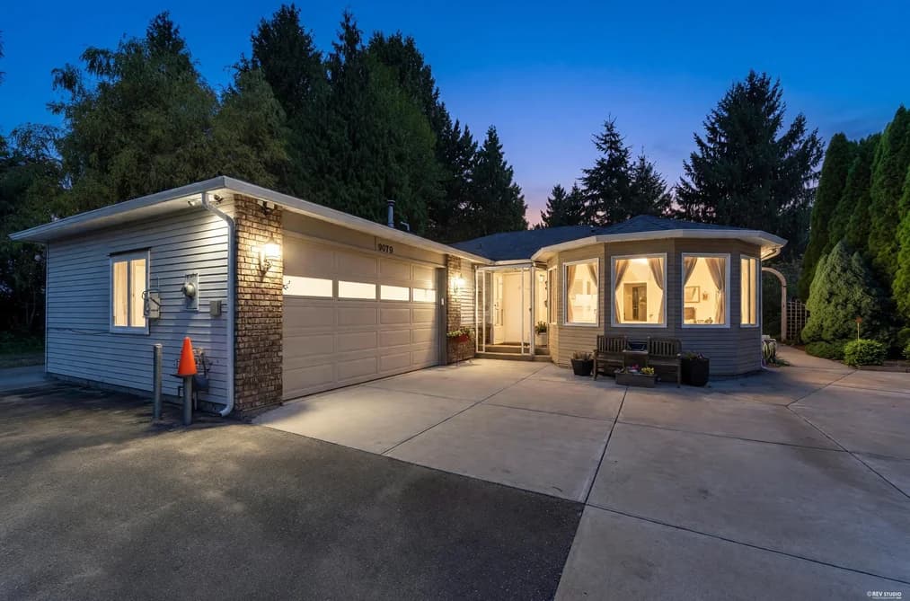9079 144 STREET, Surrey, BC — Residential for Sale - Photo 2