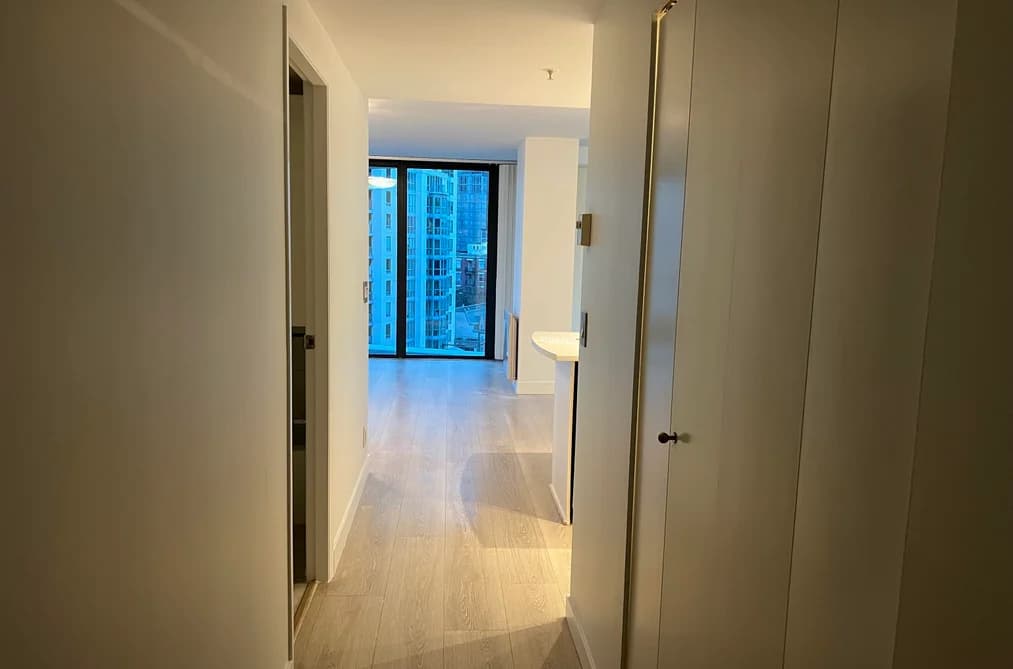 909 1331 W GEORGIA STREET, Vancouver, BC — Residential for Sale - Photo 2