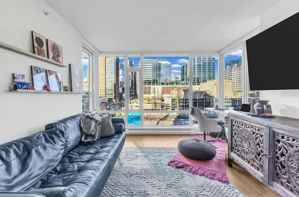 909 161 W GEORGIA STREET, Vancouver, BC — Residential for Sale - Photo 2