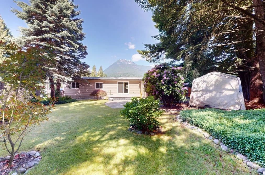 91 1830 MAMQUAM ROAD, Squamish, BC — Residential for Sale - Photo 2