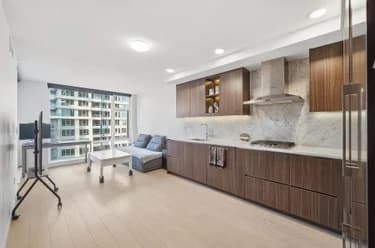 Condo for sale at 912 8800 Hazelbridge Way Richmond British Columbia - MLS: R3105644