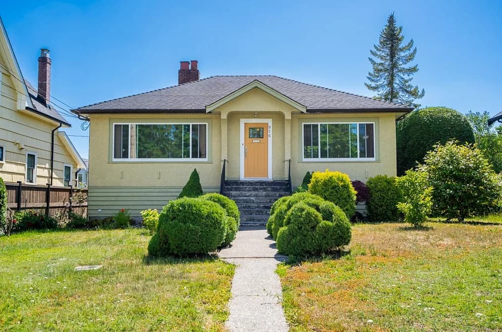 916 THIRTEENTH STREET, New Westminster, BC — Residential for Sale - Main Photo