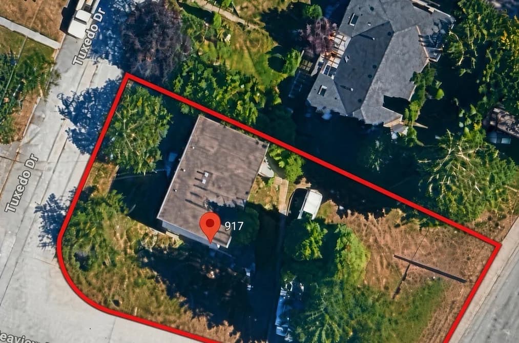 917 CLARKE ROAD, Port Moody, BC — Residential for Sale - Photo 2