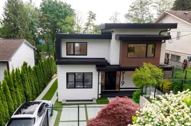 House for sale at 919 E 4th Street North Vancouver British Columbia - MLS: R3124893