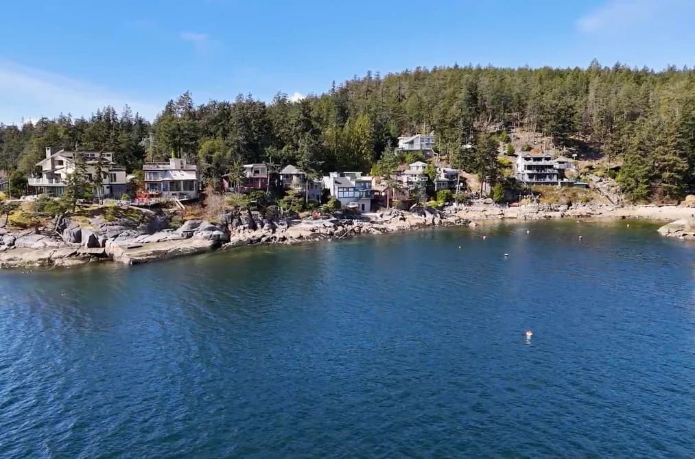 9197 TRUMAN ROAD, Halfmoon Bay, BC — Residential for Sale - Main Photo