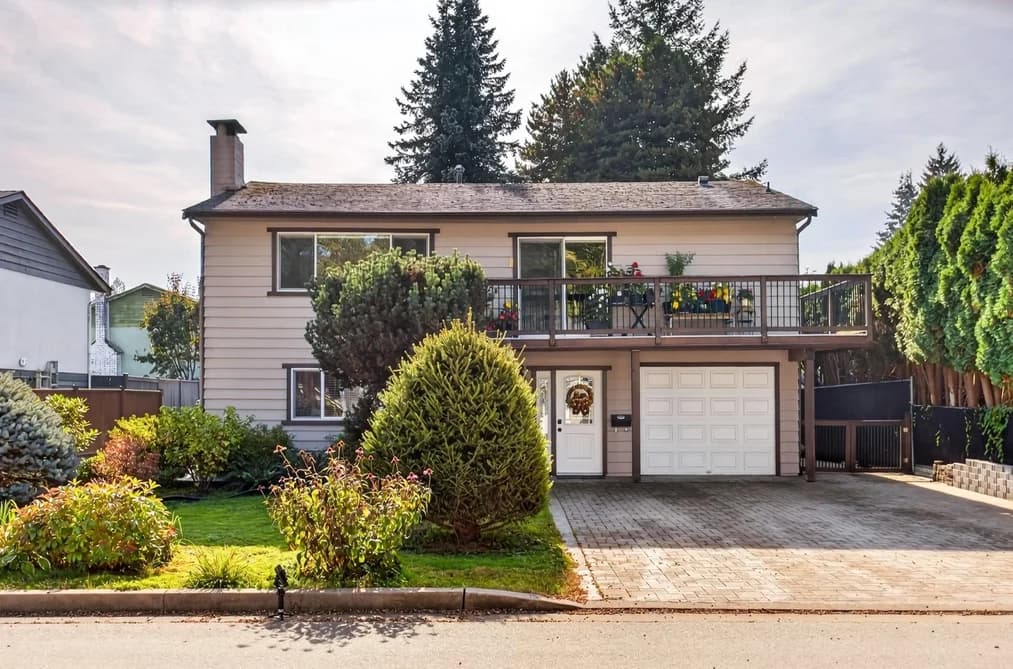 920 RAYMOND AVENUE, Coquitlam, BC — Residential for Sale - Main Photo