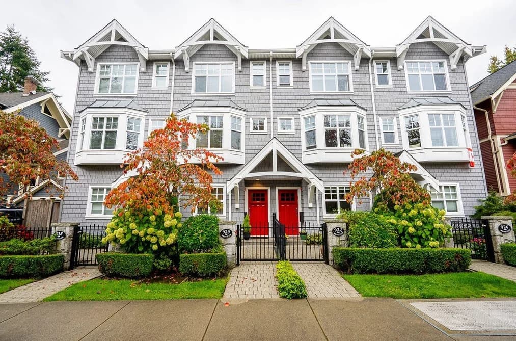 920 W 15TH AVENUE, Vancouver, BC — Residential for Sale - Main Photo