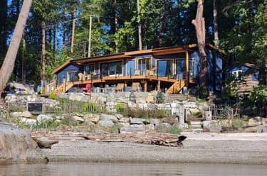 House for sale at 9219 Hydaway Road Halfmoon Bay British Columbia - MLS: R3156138