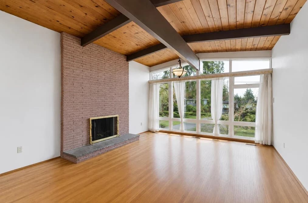 922 CANYON BOULEVARD, North Vancouver, BC — Residential for Sale - Photo 2