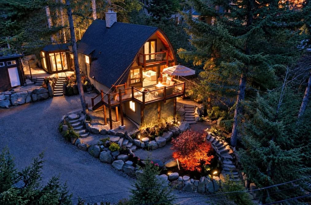 9226 EMERALD DRIVE, Whistler, BC — Residential for Sale - Main Photo