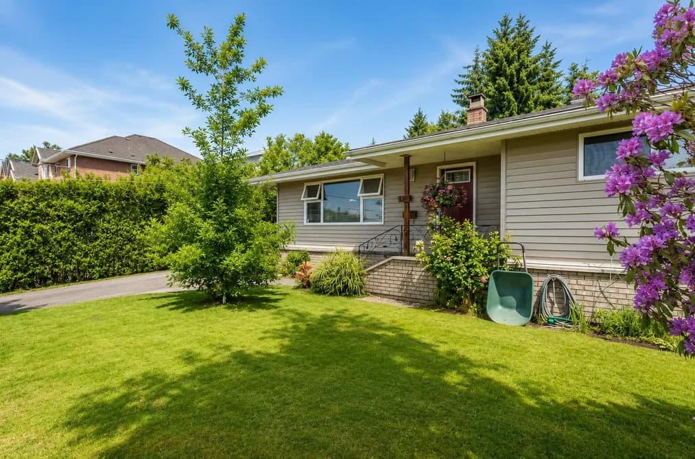 923 QUADLING AVENUE, Coquitlam, BC — Residential for Sale - Photo 2