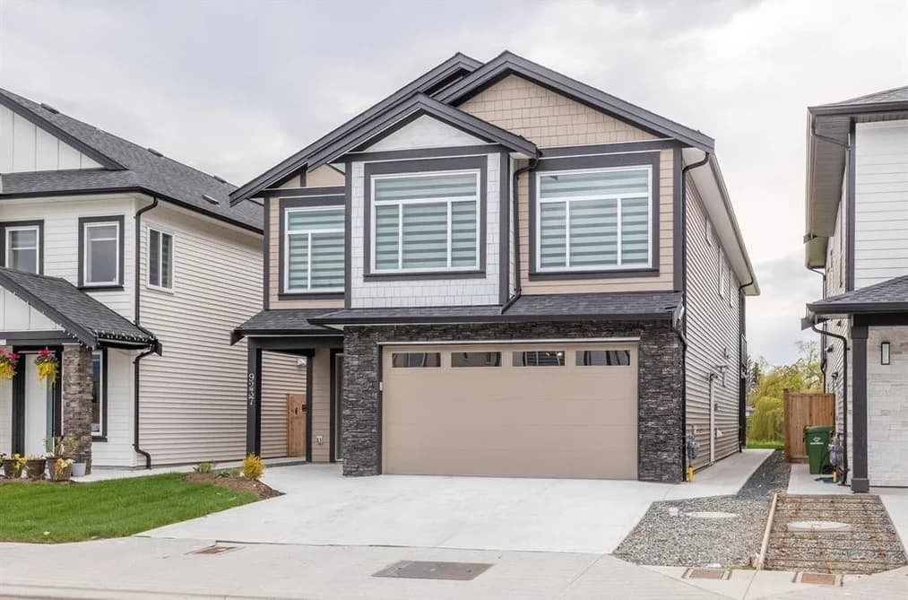 9237 SITKA PLACE, Chilliwack, BC — Residential for Sale - Photo 2