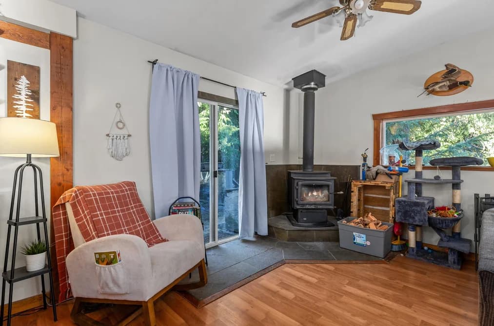 9245 PEMBERTON PORTAGE ROAD, D'Arcy BC V0N 1L0, D'Arcy, BC — Residential for Sale - Photo 2