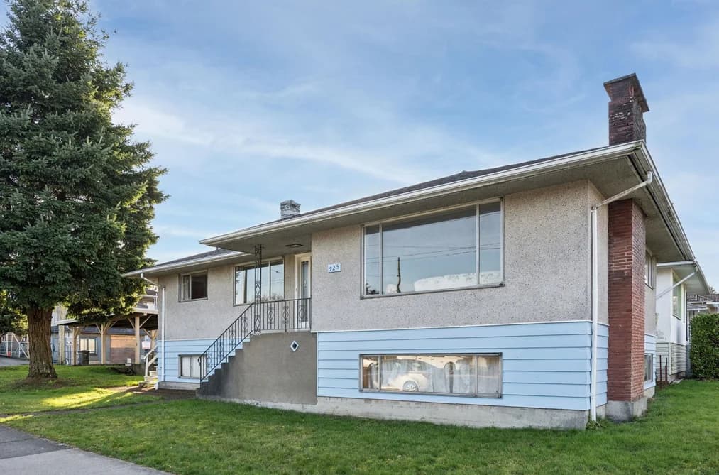 925 NANAIMO STREET, Vancouver, BC — Residential for Sale - Photo 2