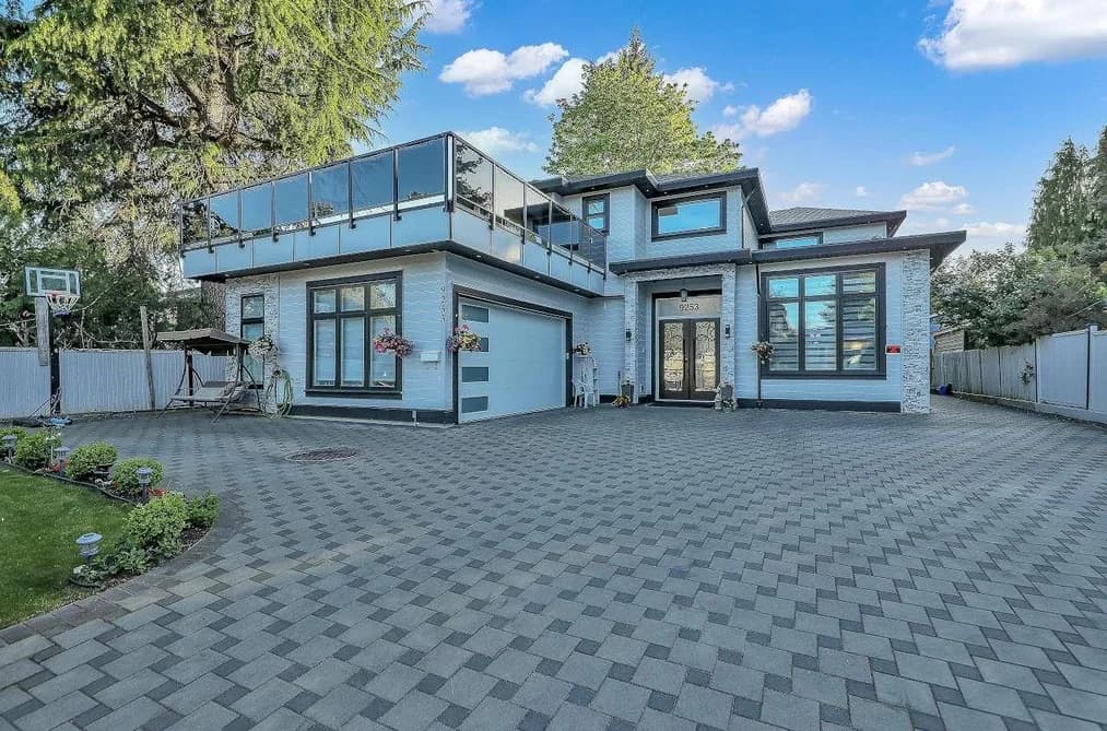 9253 PRINCE CHARLES BOULEVARD, Surrey, BC — Residential for Sale - Photo 2