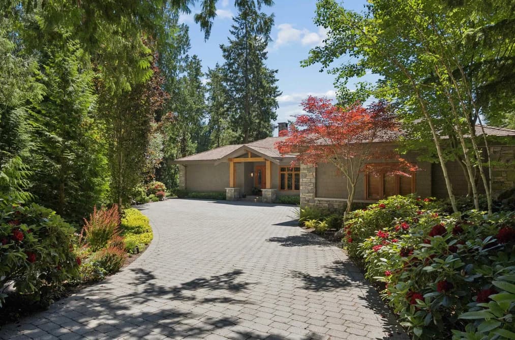 9269 JORGENSEN DRIVE, Halfmoon Bay, BC — Residential for Sale - Photo 2
