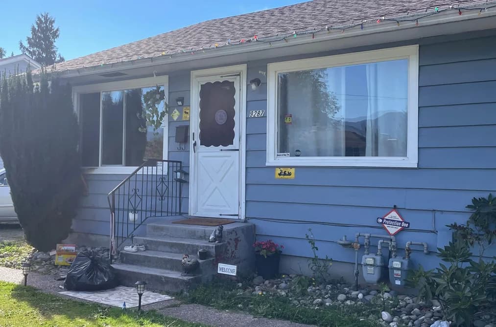 9287-9287 ARMITAGE STREET, Chilliwack, BC — Residential for Sale - Main Photo