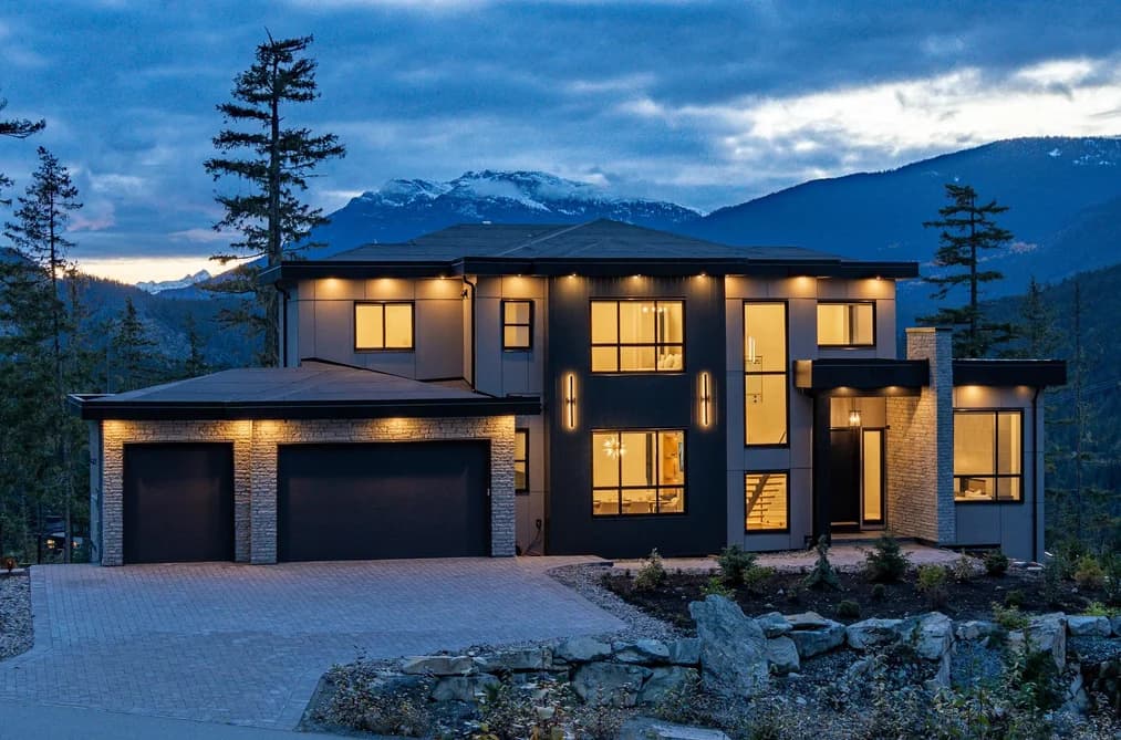 9289 STELLER'S WAY, Whistler, BC — Residential for Sale - Main Photo