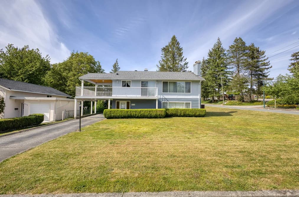 929 GROVER AVENUE, Coquitlam, BC — Residential for Sale - Main Photo