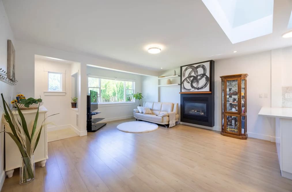 931 SPERLING AVENUE, Burnaby, BC — Residential for Sale - Main Photo