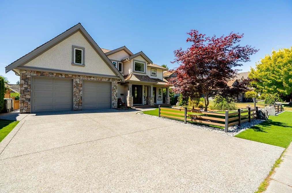 933 164 STREET, Surrey, BC — Residential for Sale - Photo 2