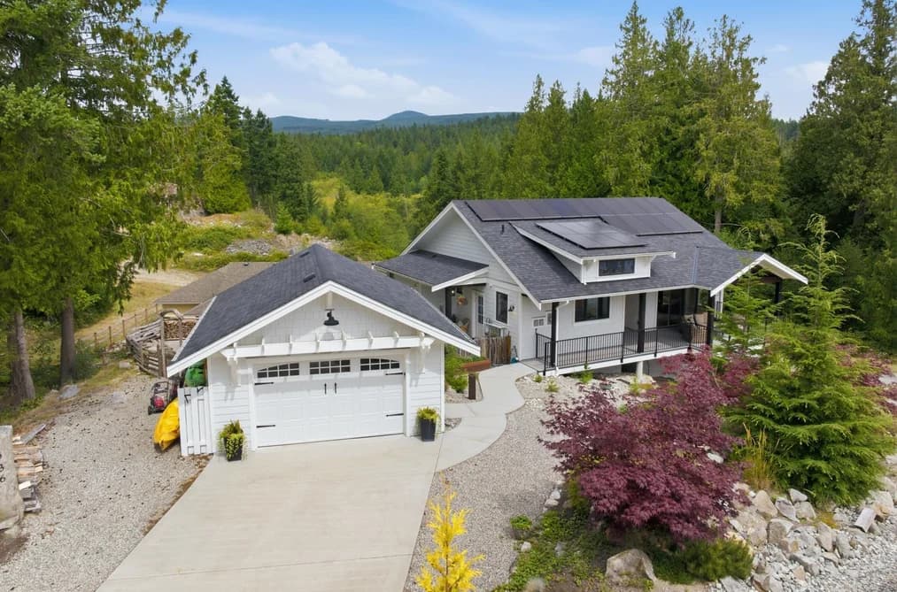 9336 JORGENSEN PLACE, Halfmoon Bay, BC — Residential for Sale - Photo 2
