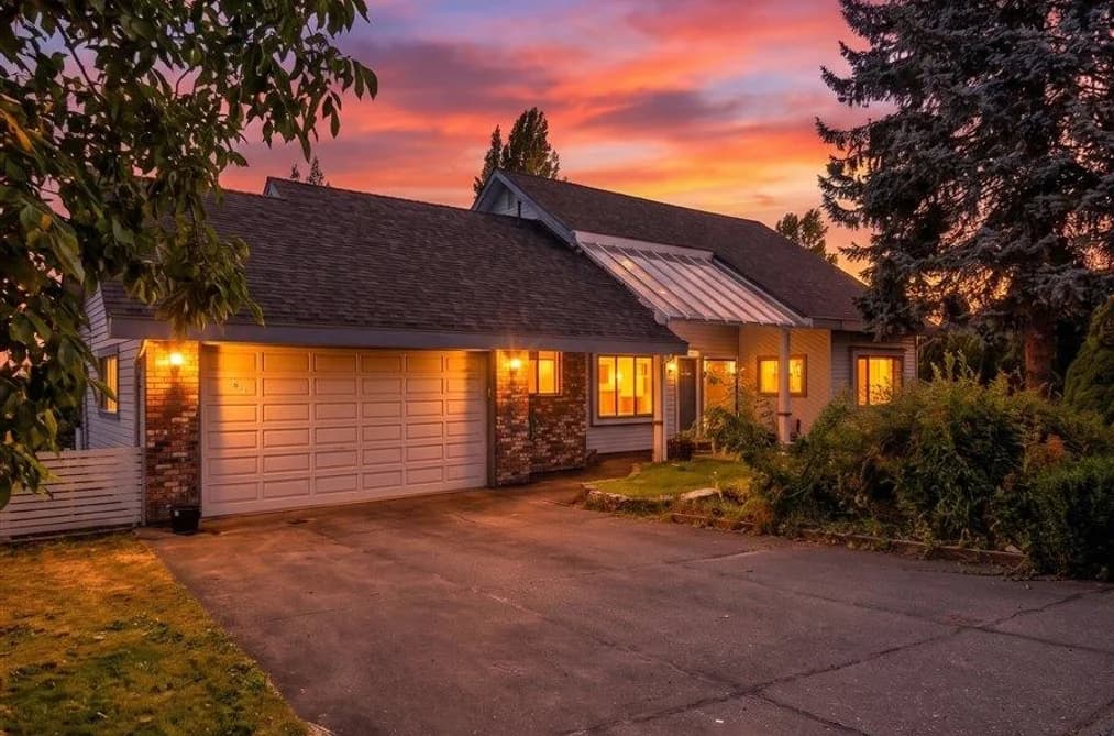 9341 EBOR ROAD, Delta, BC — Residential for Sale - Photo 2