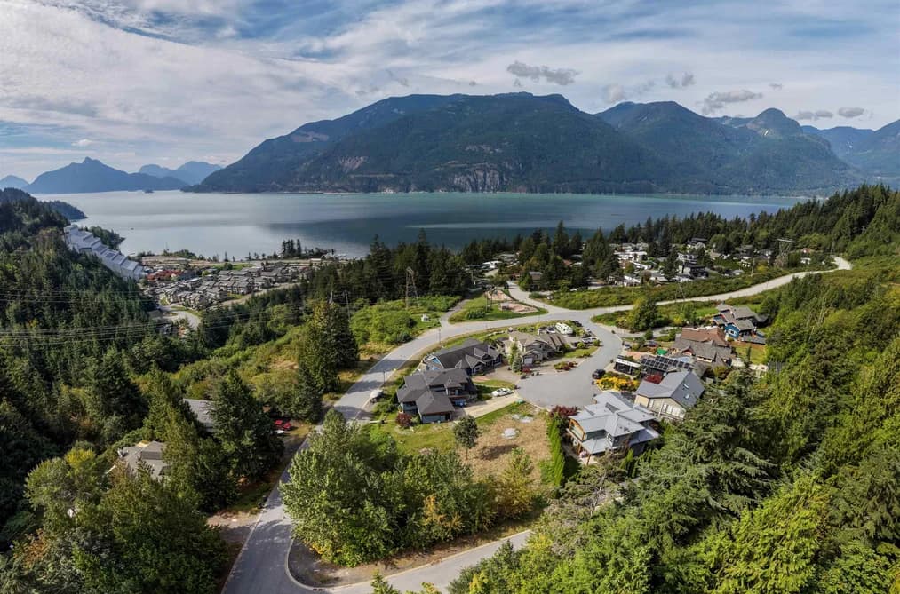 936 THISTLE PLACE, Britannia Beach, BC — Land for Sale - Photo 2