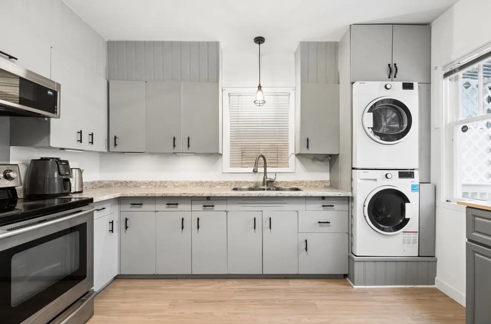 936 W 17TH AVENUE, Vancouver, BC — Residential for Sale - Photo 2