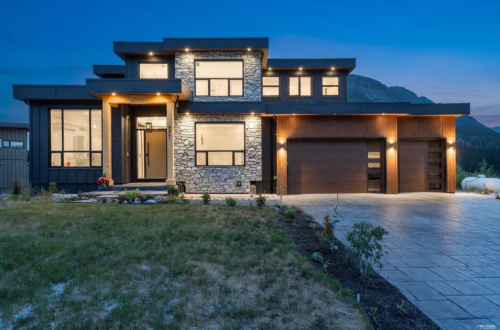 9361 WEDGEMOUNT PLATEAU DRIVE, Whistler, BC — Residential for Sale - Main Photo