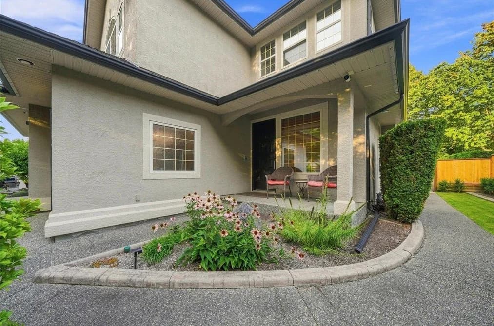9362 207 STREET, Langley, BC — Residential for Sale - Photo 2