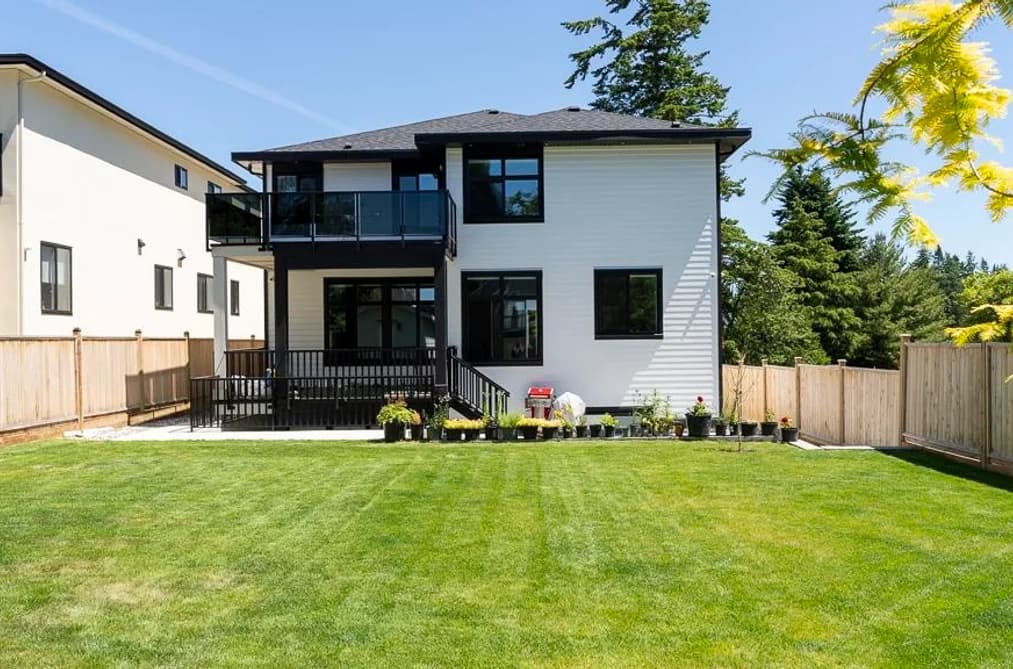 937 160B STREET, Surrey, BC — Residential for Sale - Photo 2