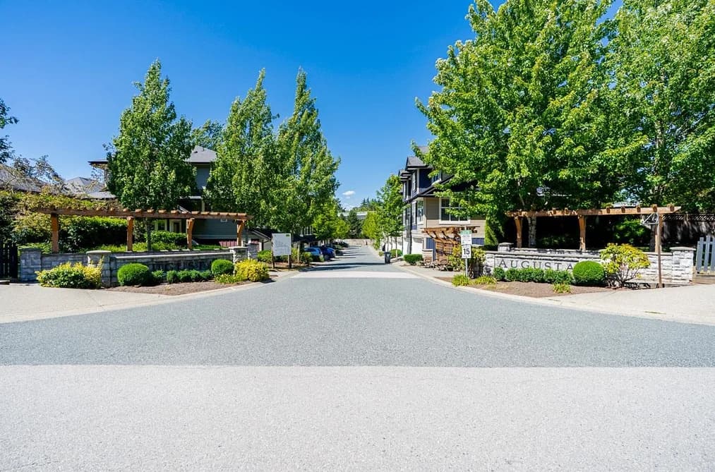 94 18199 70 AVENUE, Surrey, BC — Residential for Sale - Photo 2