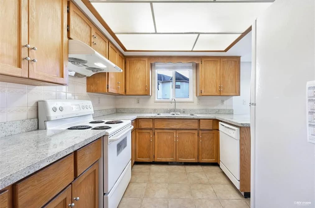9400 MCBURNEY DRIVE, Richmond, BC — Residential for Sale - Photo 2