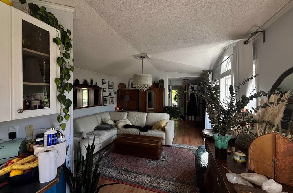 945 ERICKSON ROAD, Pemberton, BC — Residential for Sale - Photo 2