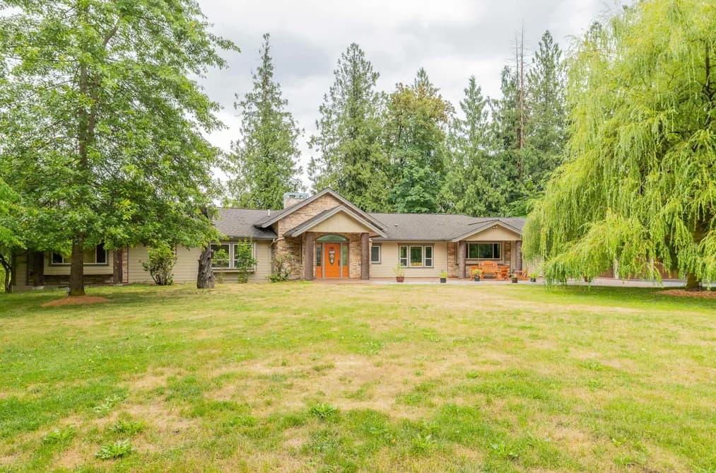 9472 222 STREET, Langley, BC — Residential for Sale - Photo 2