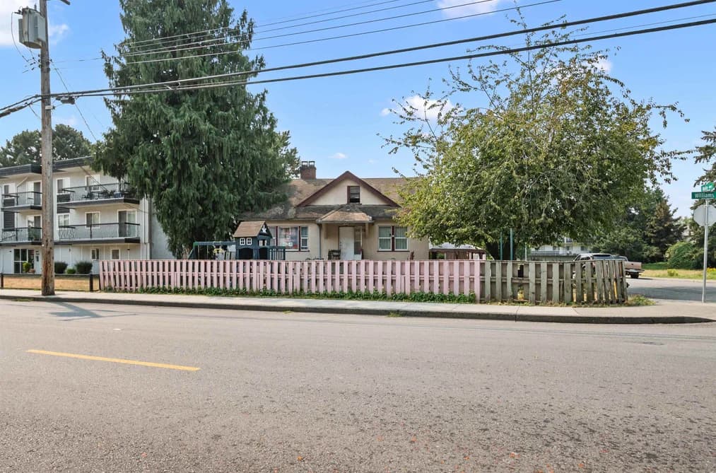 9475 WILLIAMS STREET, Chilliwack, BC — Residential for Sale - Photo 2