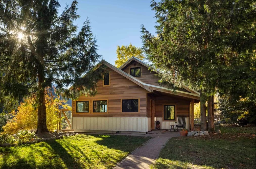 9521 PEMBERTON PORTAGE ROAD, D'Arcy BC V0N 1L0, D'Arcy, BC — Residential for Sale - Main Photo