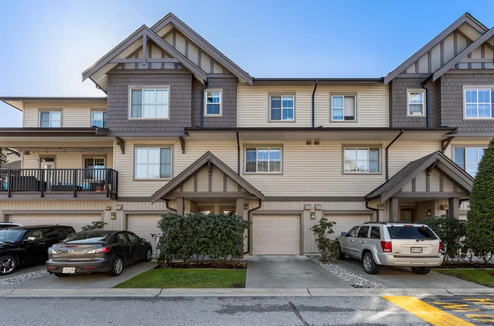 9525 204 STREET, Langley, BC — Residential for Sale - Photo 2