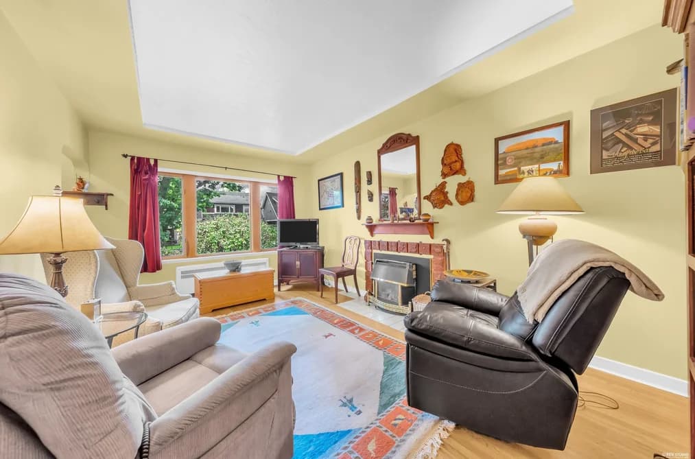 956 E 21ST AVENUE, Vancouver, BC — Residential for Sale - Photo 2