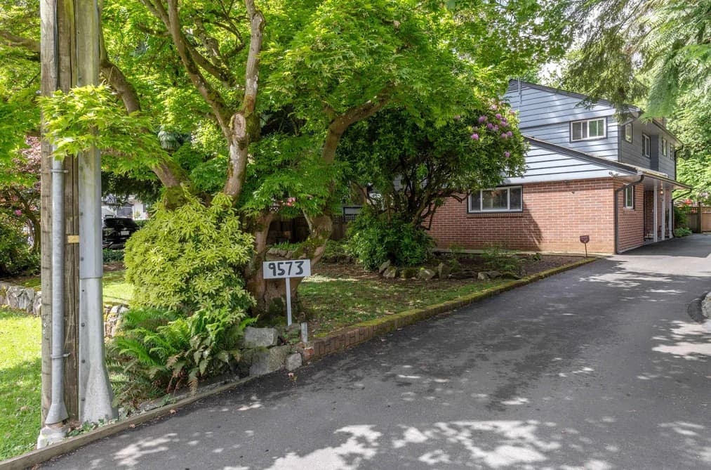 9573 139 STREET, Surrey, BC — Residential for Sale - Photo 2