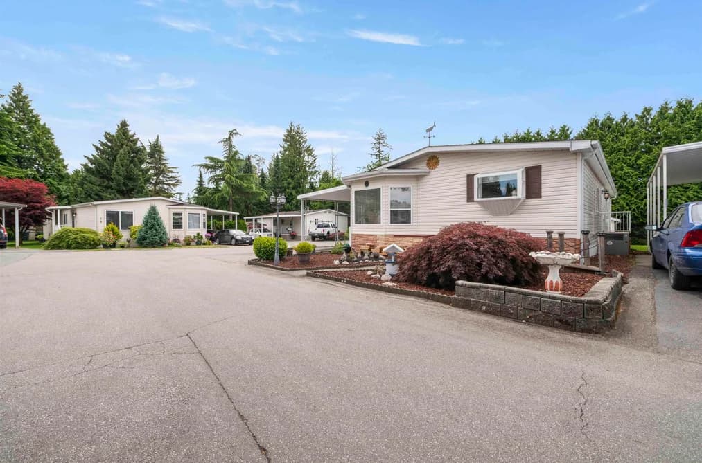 96 24330 FRASER HIGHWAY, Langley, BC — Residential for Sale - Photo 2