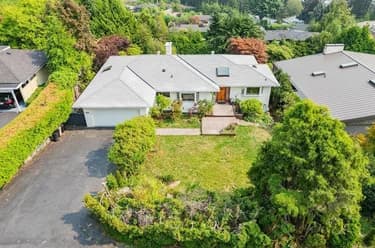 House for sale at 96 Bonnymuir Drive West Vancouver British Columbia - MLS: R3081945