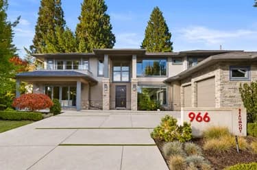 966 Beaumont Dr, North Vancouver, BC - MLS: R3172947