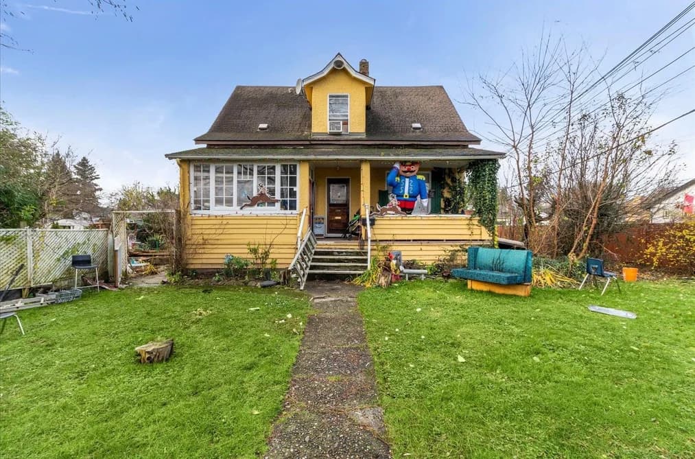 9665 WILLIAMS STREET, Chilliwack, BC — Residential for Sale - Main Photo