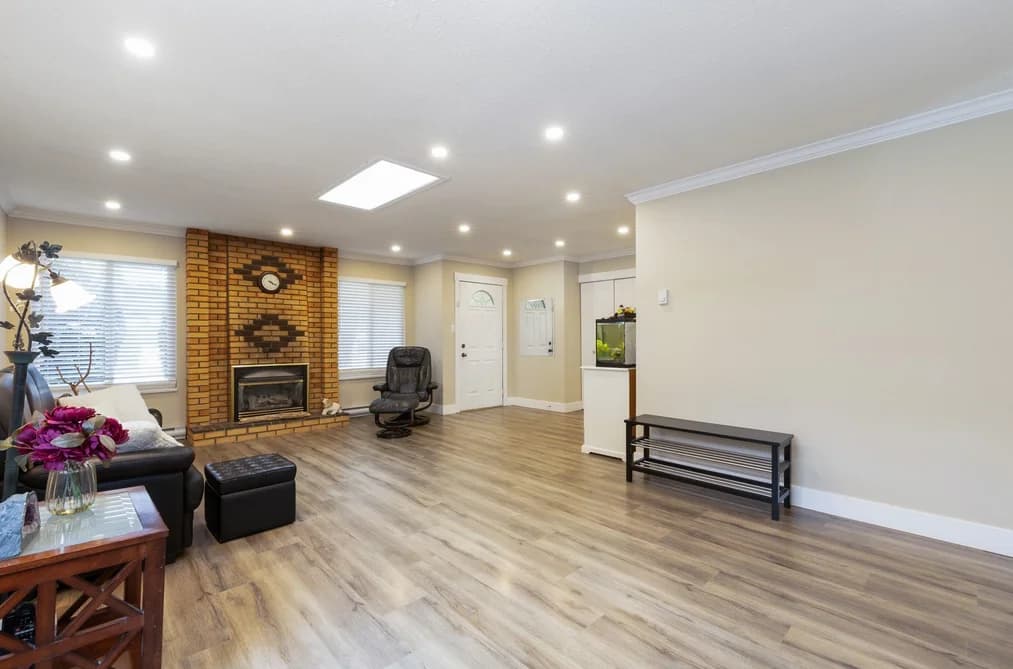 9683 155B STREET, Surrey, BC — Residential for Sale - Photo 2