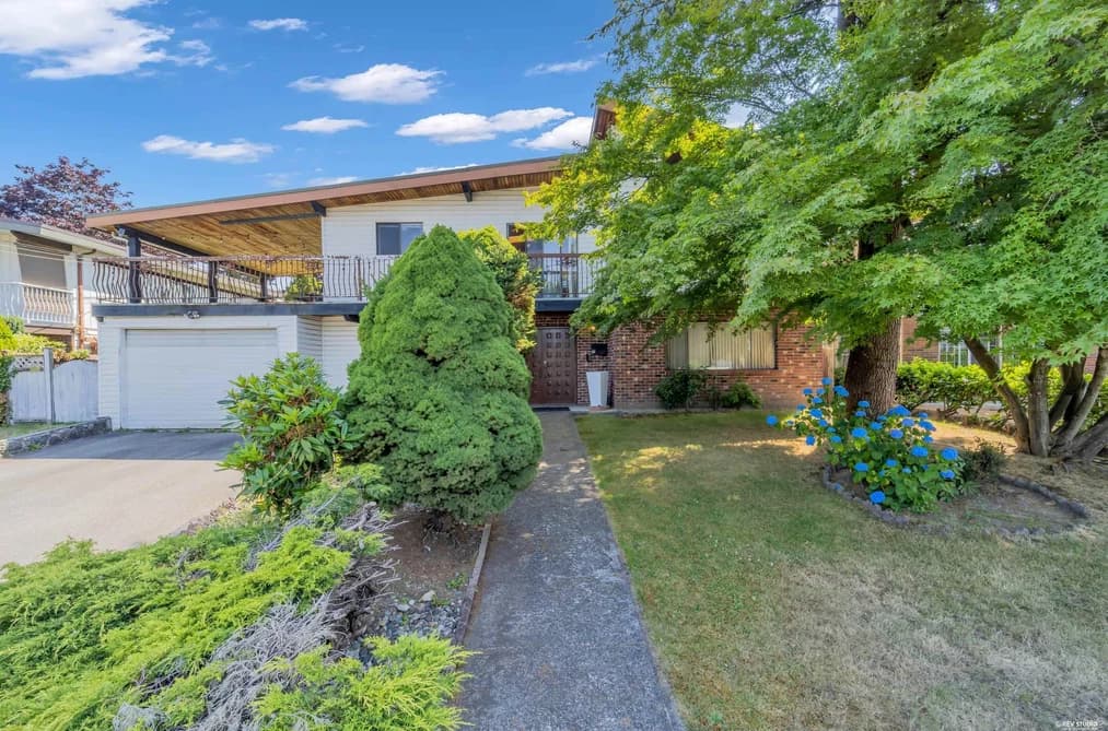 970 DUTHIE AVENUE, Burnaby, BC — Residential for Sale - Photo 2