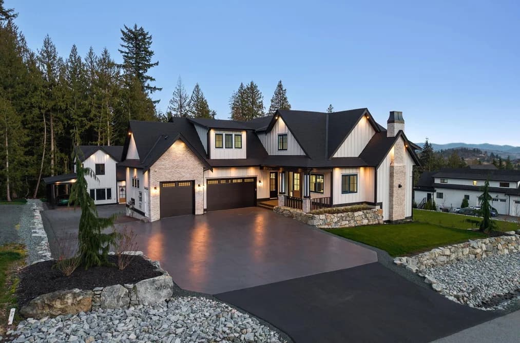 9700 GOUGH TERRACE, Mission, BC — Residential for Sale - Photo 2