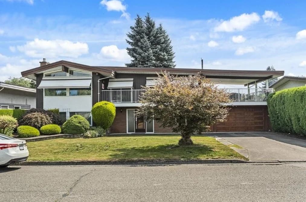 9758 LINWOOD STREET, Chilliwack, BC — Residential for Sale - Photo 2